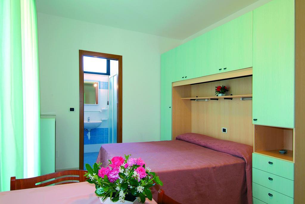 Hotel Residence Margherita Tortoreto Eksteriør billede