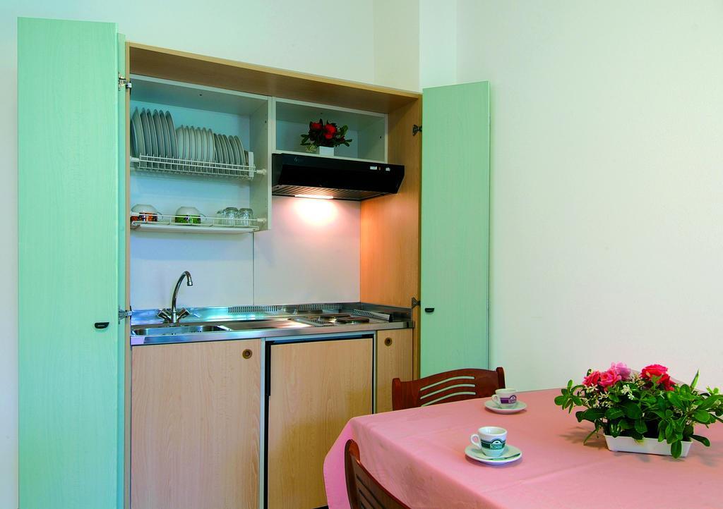 Hotel Residence Margherita Tortoreto Eksteriør billede