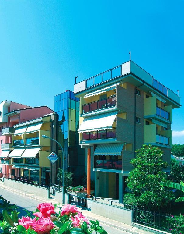 Hotel Residence Margherita Tortoreto Eksteriør billede